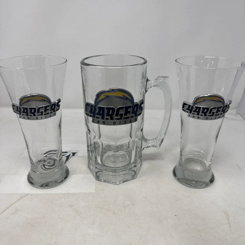 NFL Chargers San Diego Clear and Metal Logo Large 34 Beer Mug & 2 Pilsner‎ Glass